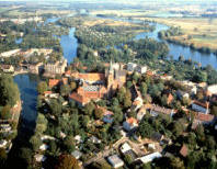 1165 wurde der Dom auf den Grundmauern der Burg errichtet